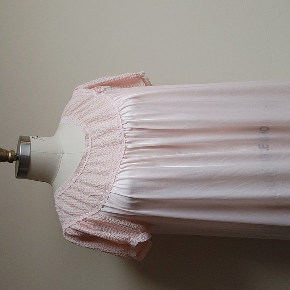 Vintage Vanity Fair Light Pink Long Nightgown Size S - Picture 7 of 12